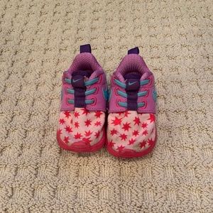 Nike toddler athletic shoes
